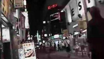 新宿駅，東口以東(下)