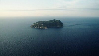 囚之島